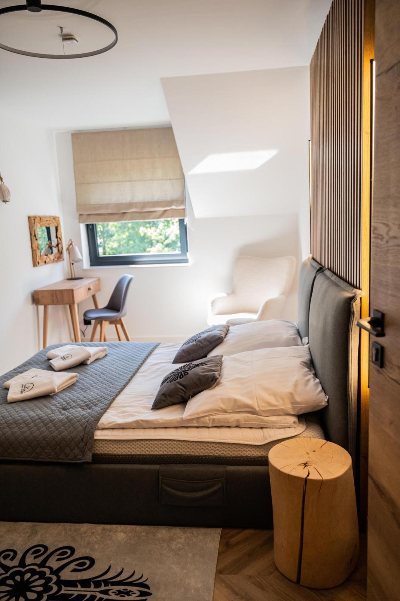 Kaskada Apartments & Sauna Na Wylacznosc Щирк Екстериор снимка