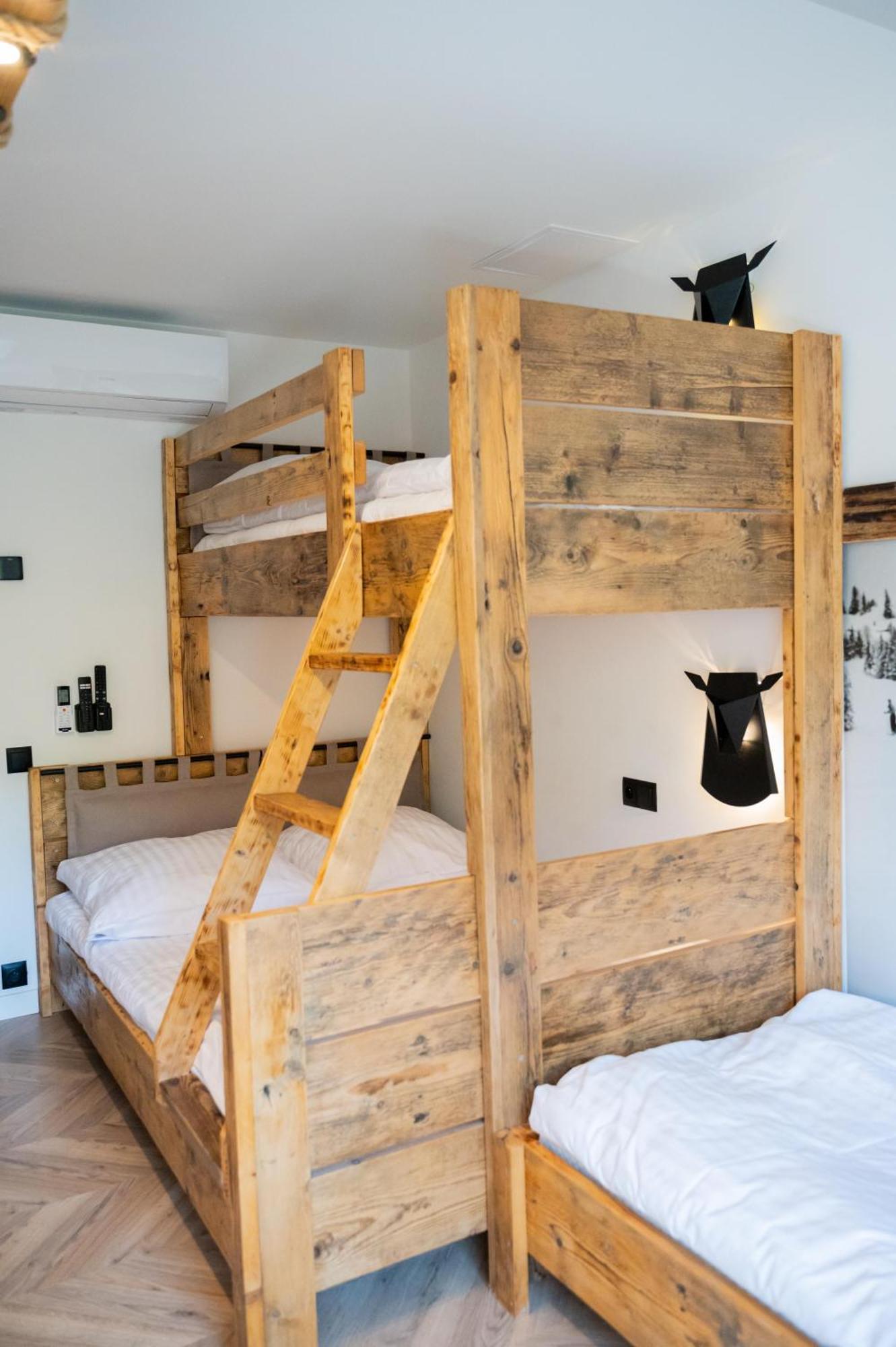 Kaskada Apartments & Sauna Na Wylacznosc Щирк Екстериор снимка